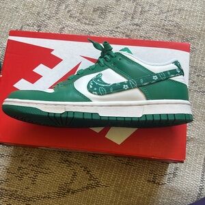 Nike Dunk Low Green Paisley